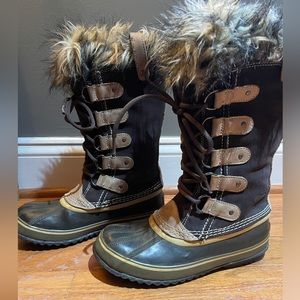 Sorel Joan of Artic Boots, Size: 7